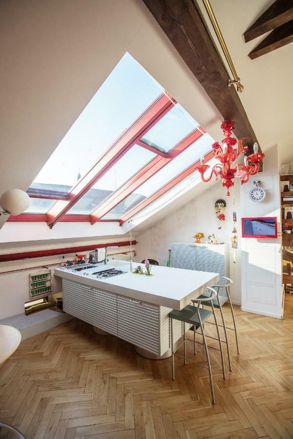 דירות פראג Unique Luxury Loft With Terrace In Old Town מראה חיצוני תמונה