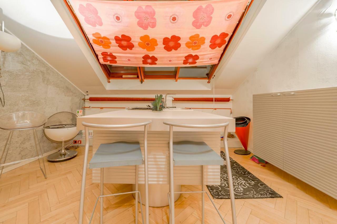 דירות פראג Unique Luxury Loft With Terrace In Old Town מראה חיצוני תמונה